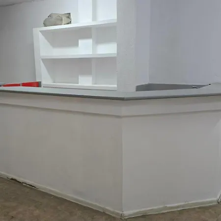 Campeggio Empty Hall Space With Kitchen Bar & 2 Bathrooms - No Beds, No Bedrooms, No Hot Water, Not Suitable For Living Kazanlŭk