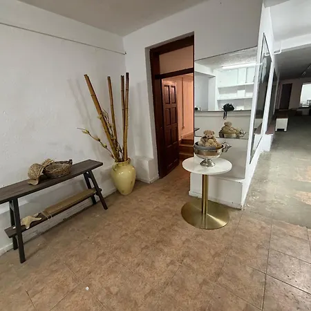 Party Hall Large Open Space With Couch - No Beds, No Bedrooms, No Water, No Shower, No Wc, No Ac, Not A Sleeping Kazanlŭk